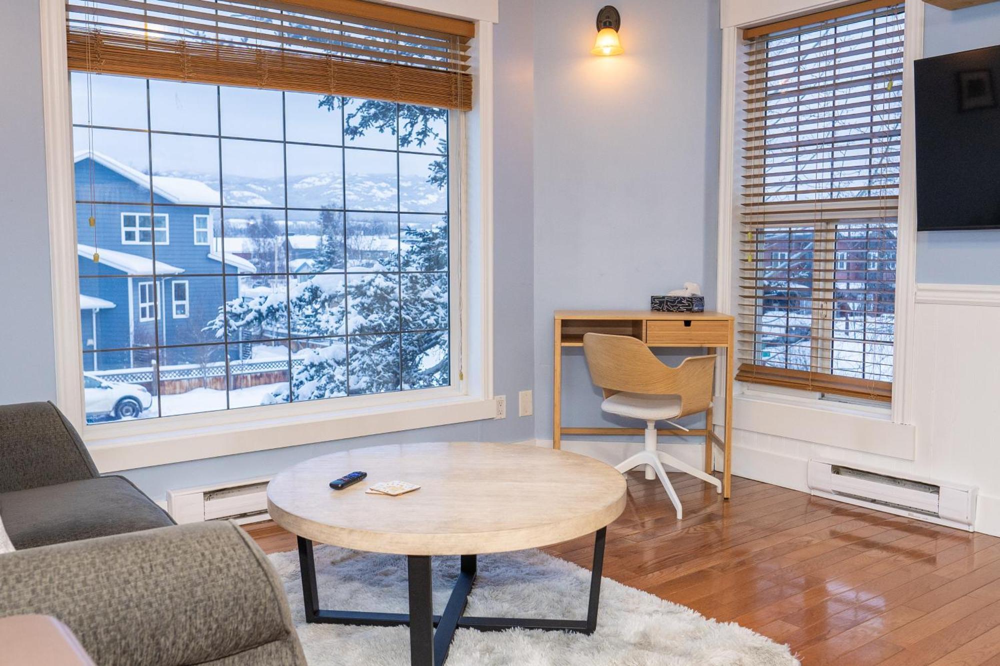 Downtown Whitehorse Apartment In Old Town Kültér fotó